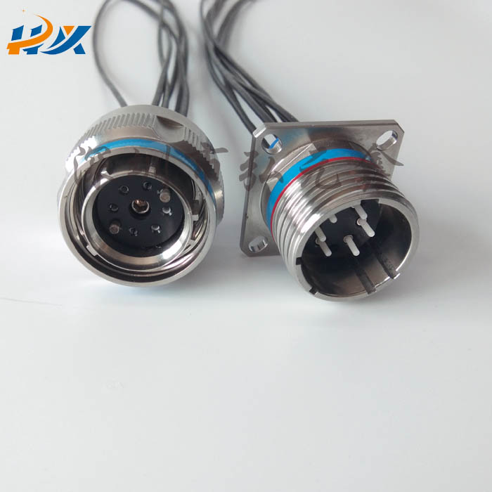 J599 A8 6芯光纖插頭